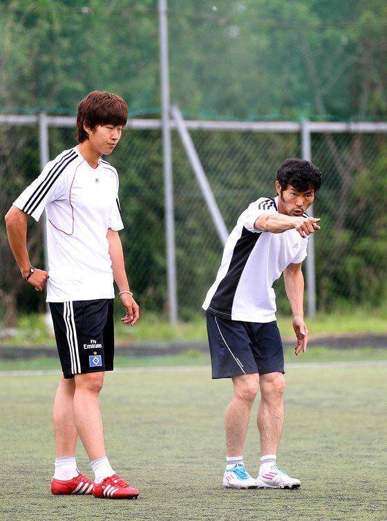 Son Heung-min dan sang ayah Son Woong-jun (Joongang.co.kr)