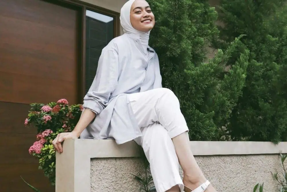 Guruh porno ikki bir Ikki dost mast qiz dostini sikishdi