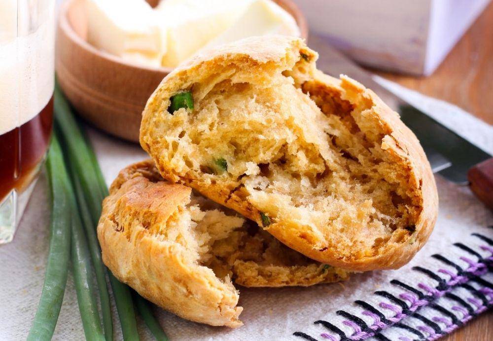 cheddar scones (instagram.com/englishteastore)