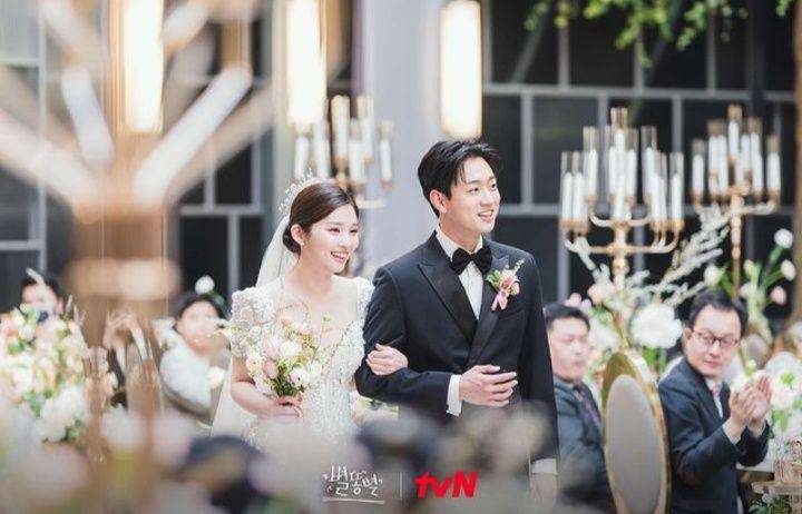 Shin Hyun Seung dan Lee Si Woo di Shooting Stars (instagram.com/tvn_drama)