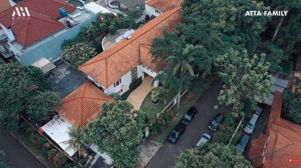 rumah Sarwendah dan Ruben Onsu (YouTube.com/AH)