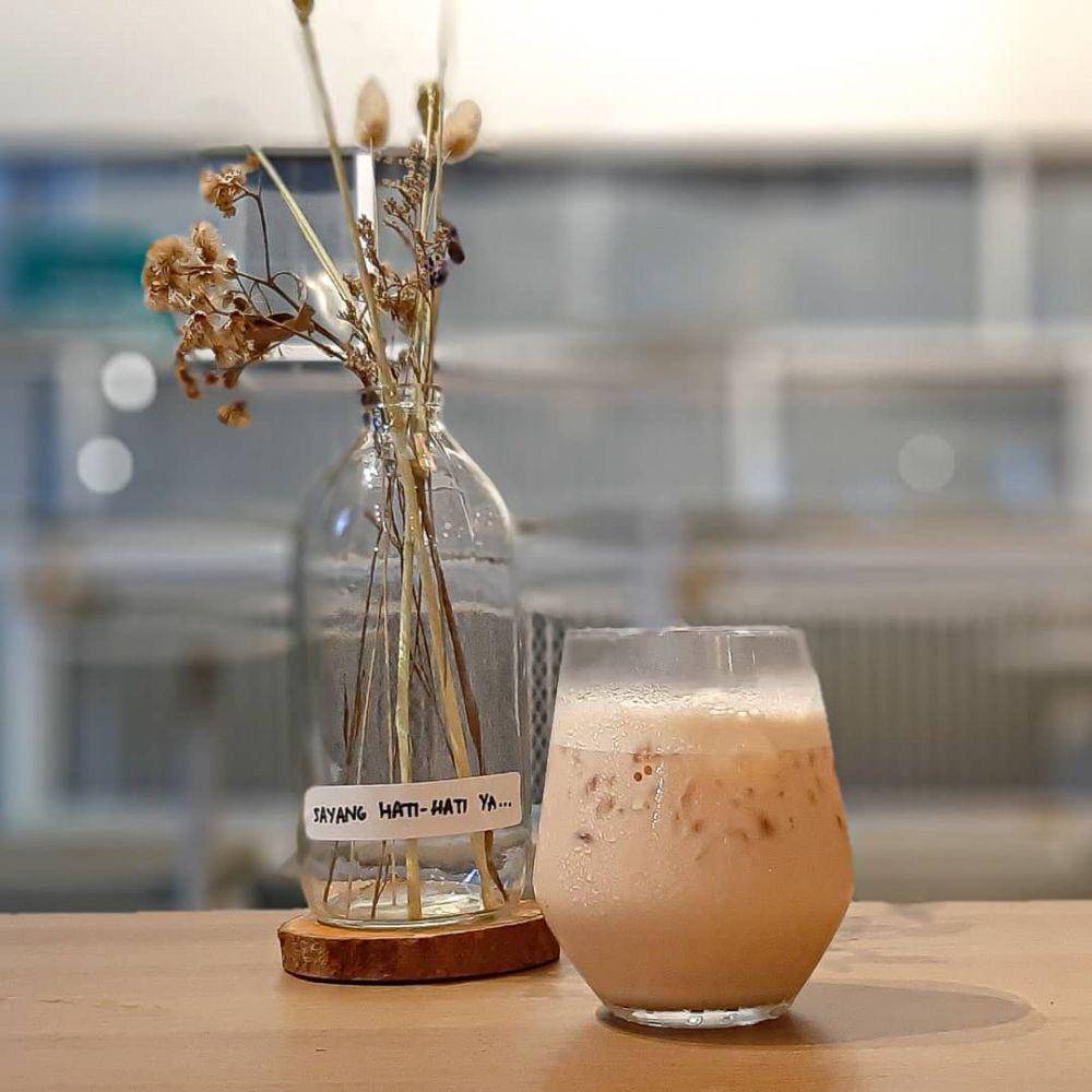 Menu velvet tea di Tearis Tea Bar. (instagram.com/ tearis.id)