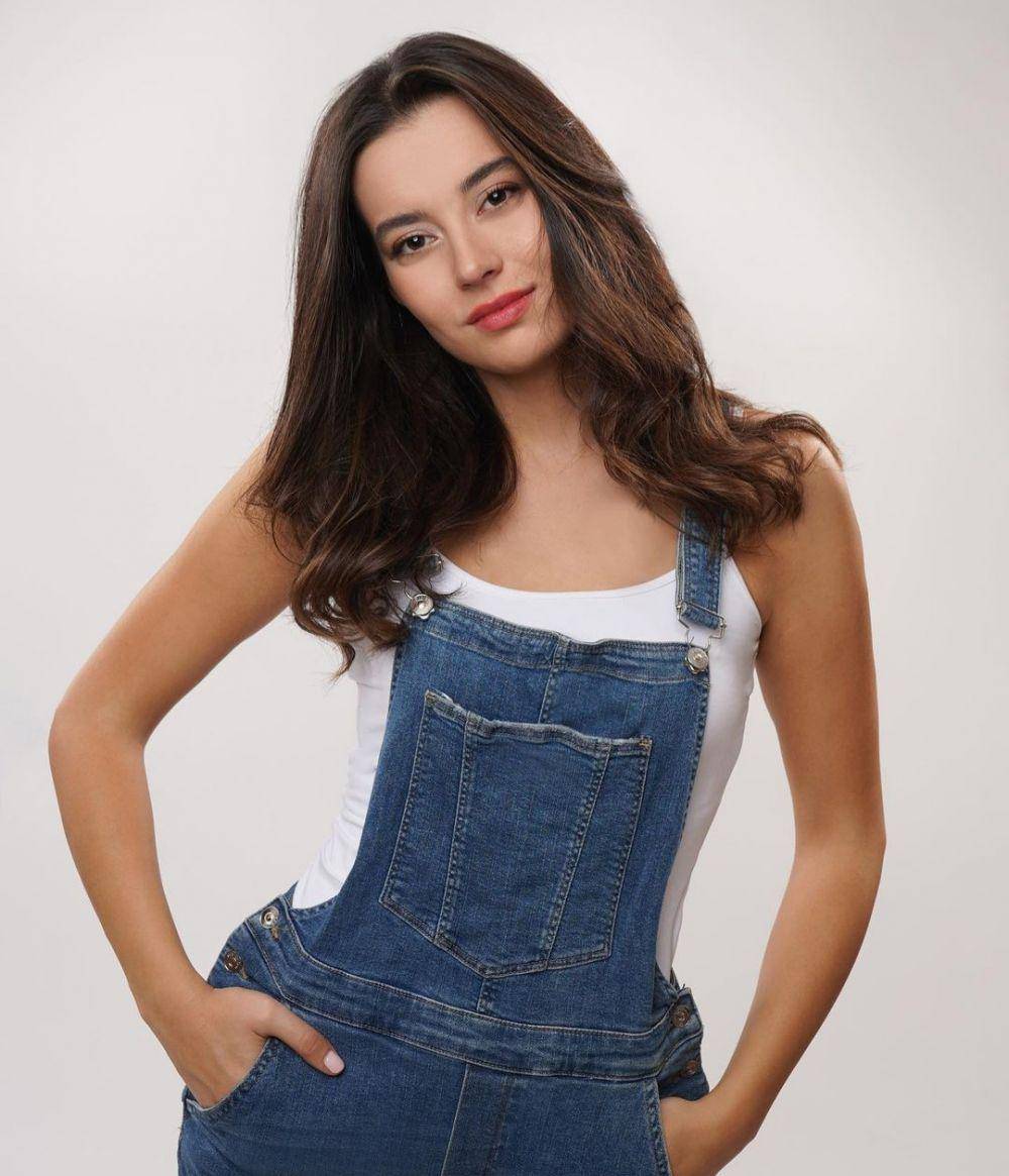 Cemrenaz Turhan (instagram.com/cemrenazturhan)
