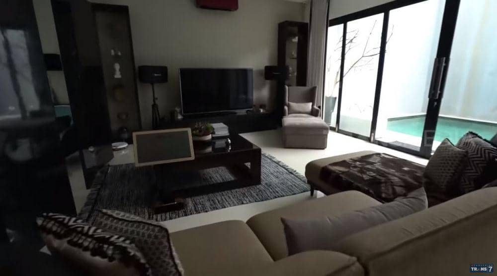 rumah Nikita Mirzani (YouTube.com/ TRANS7 OFFICIAL)