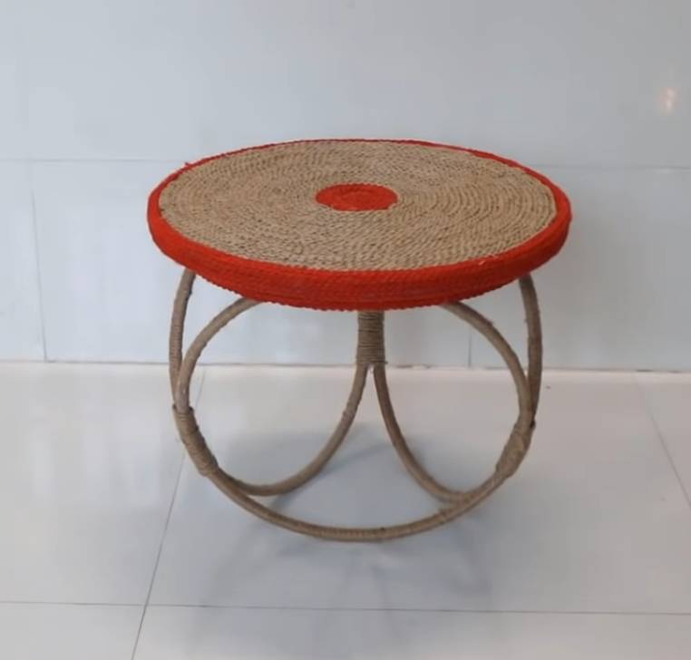 ilustrasi coffee table (youtube.com/DiY BiGBooM)