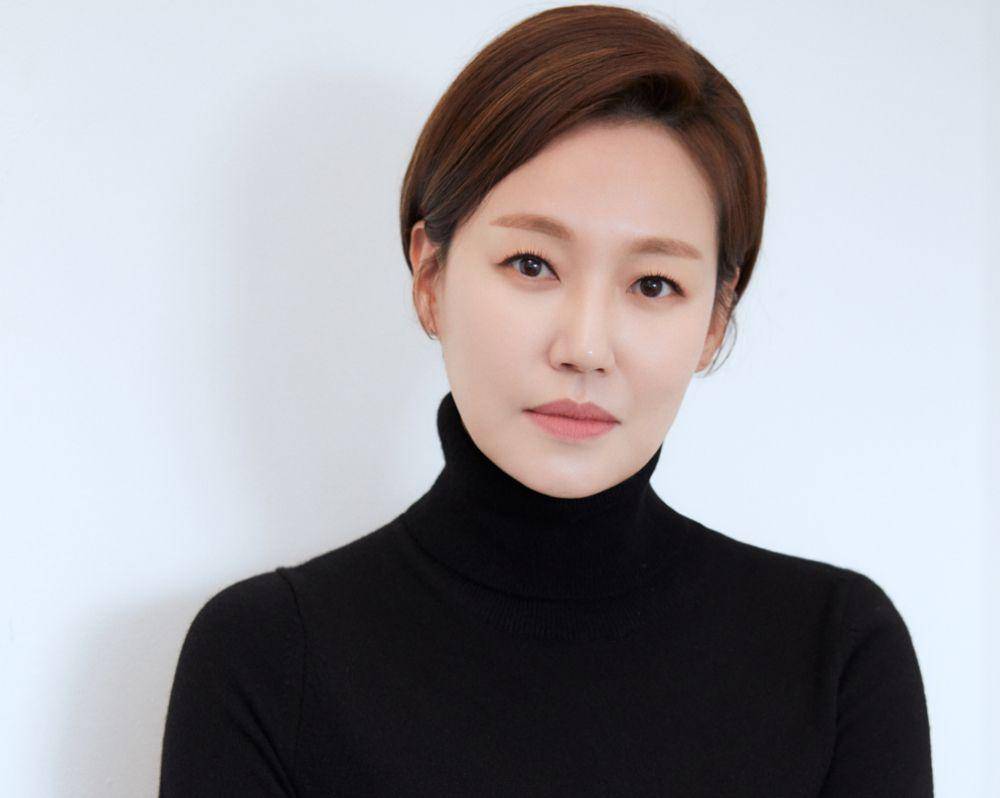 karakter drama Strange Lawyer Woo Young Woo (ena.skylifetv.com)