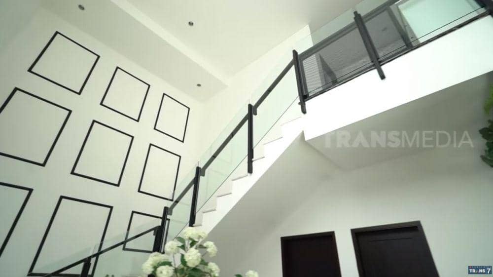 rumah Nikita Mirzani (YouTube.com/ TRANS7 OFFICIAL)