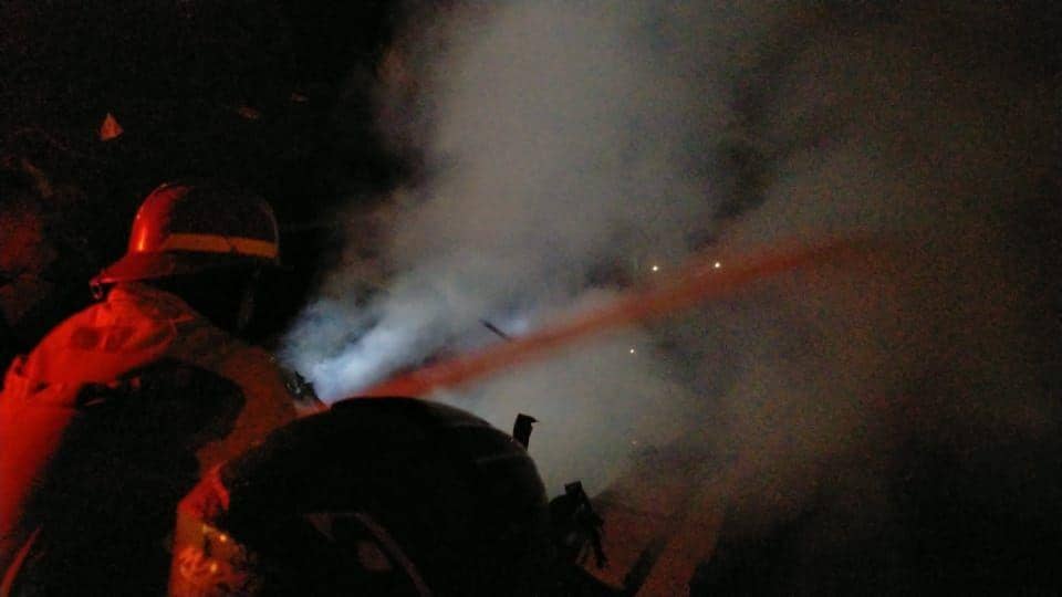 Kebakaran Hanguskan Bengkel Rumahan di Bawah Flyover Dipo Depok