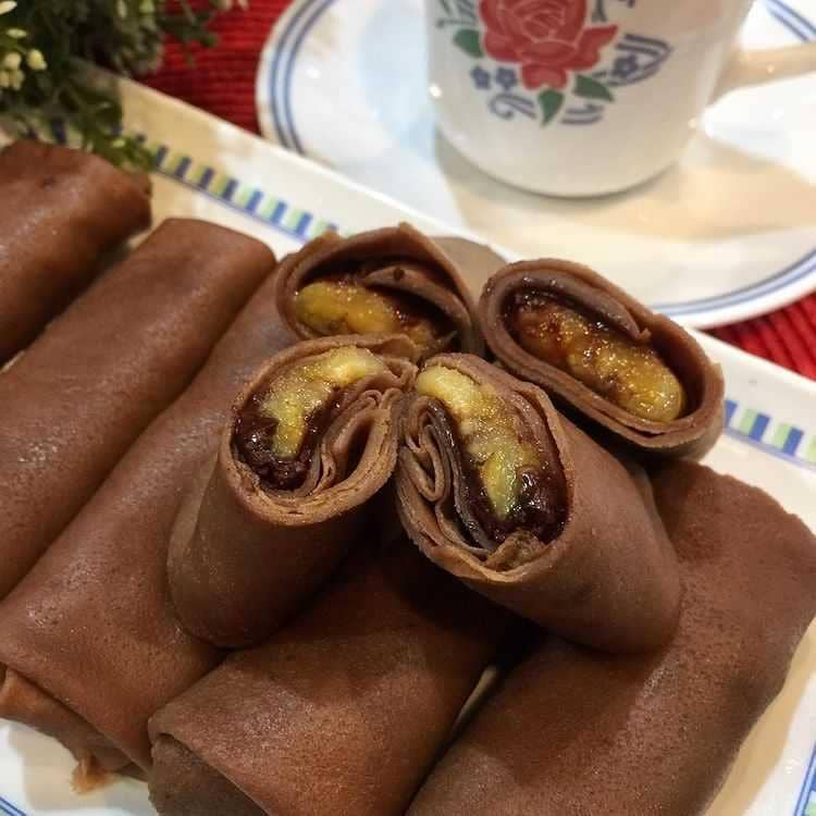 dadar gulung pisang coklat (instagram.com/appetitebyjeanne)