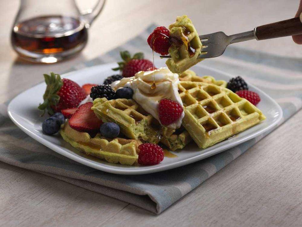 ilustrasi avocado waffle (naturipefarms.com)