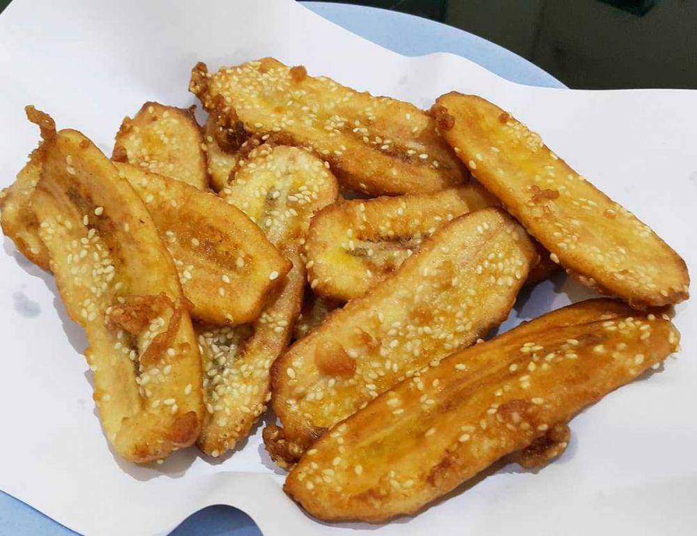 Pisang goreng penyet (instagram.com/kompor.mamimi)