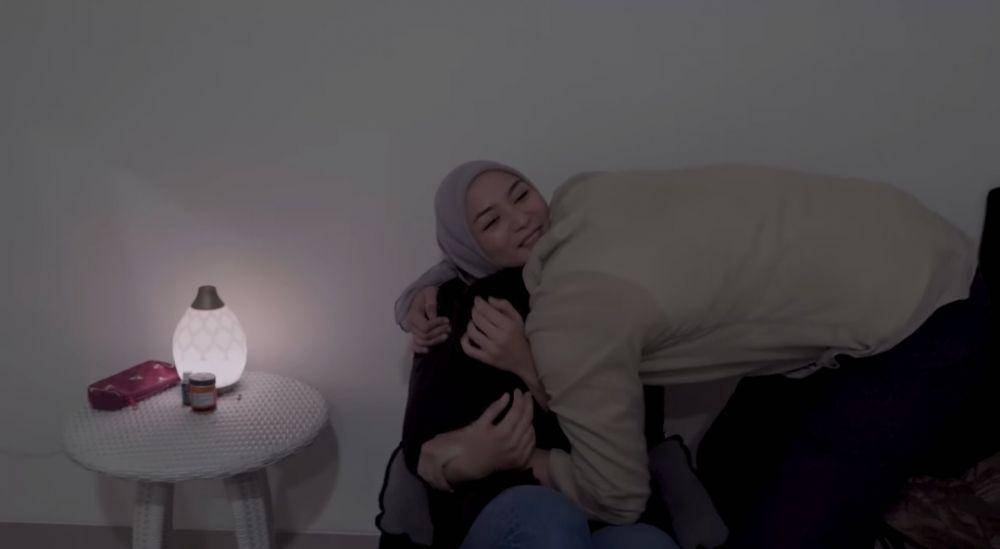 Momen Citra Kirana kasih kejutan untuk suami. (youtube.com/Ciky Citra Rezky)