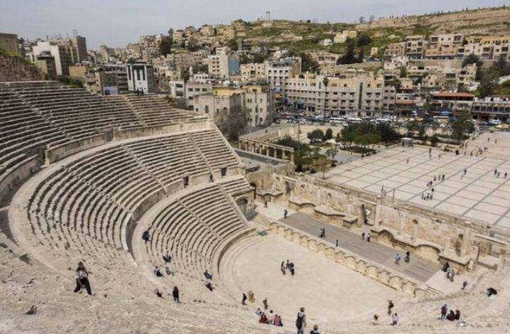 Roman Theatre (instagram.com/christianlorenz97)