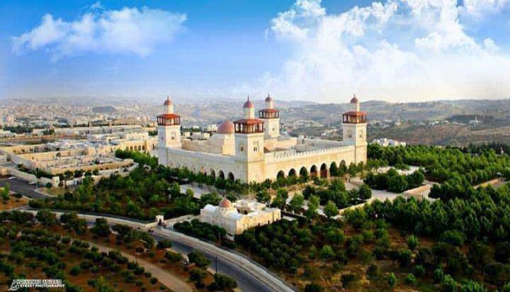 Masjid Raja Hussein (instagram.com/jordan_journey)