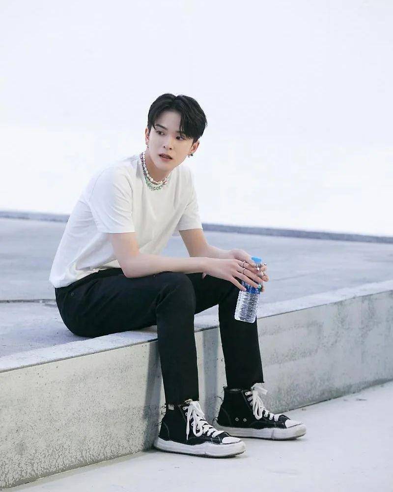ootd asahi treasure (instagram.com/treasureasahi.id)
