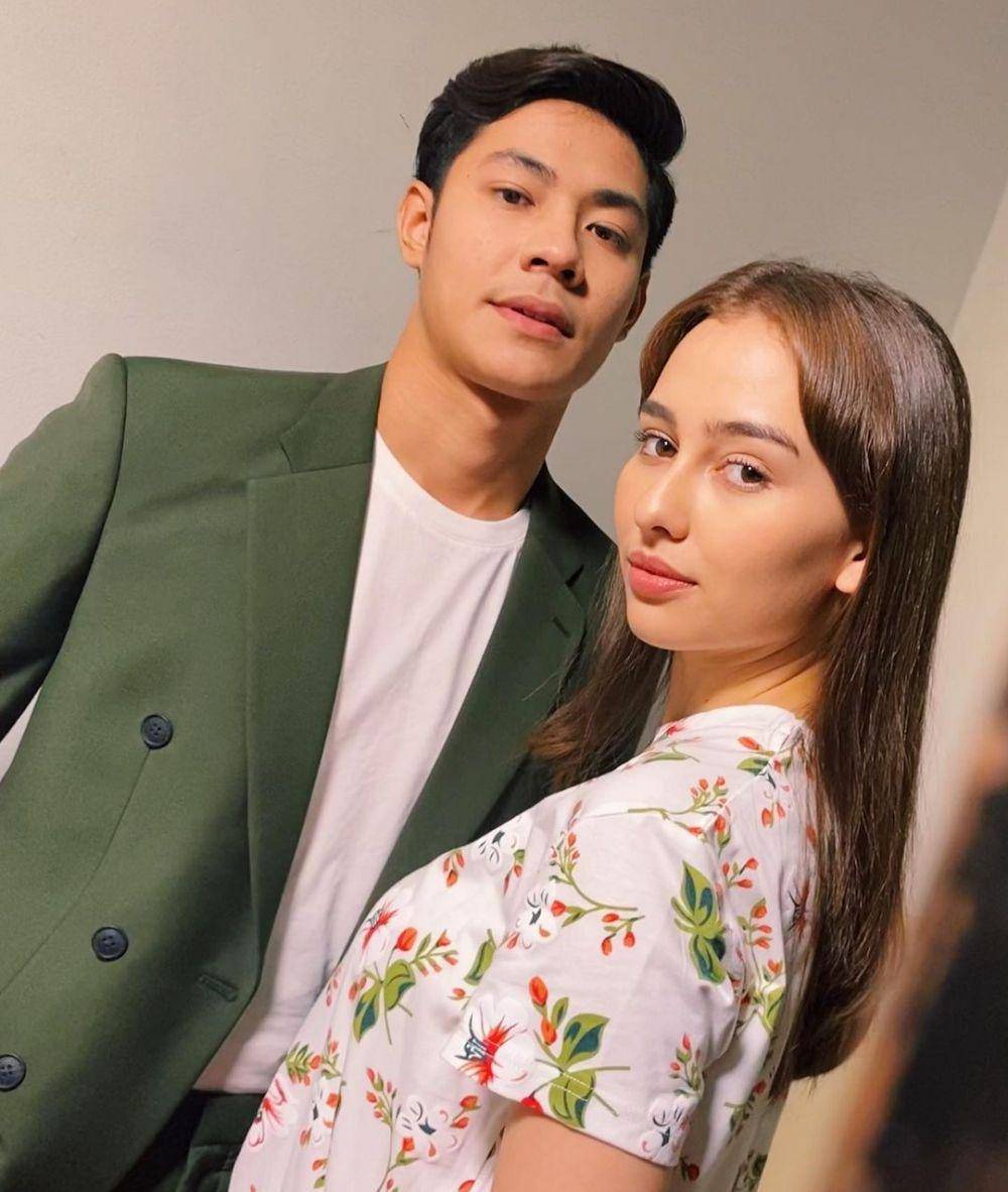 potret Meerqeen dan Anna Jobling (instagram.com/annajobling)