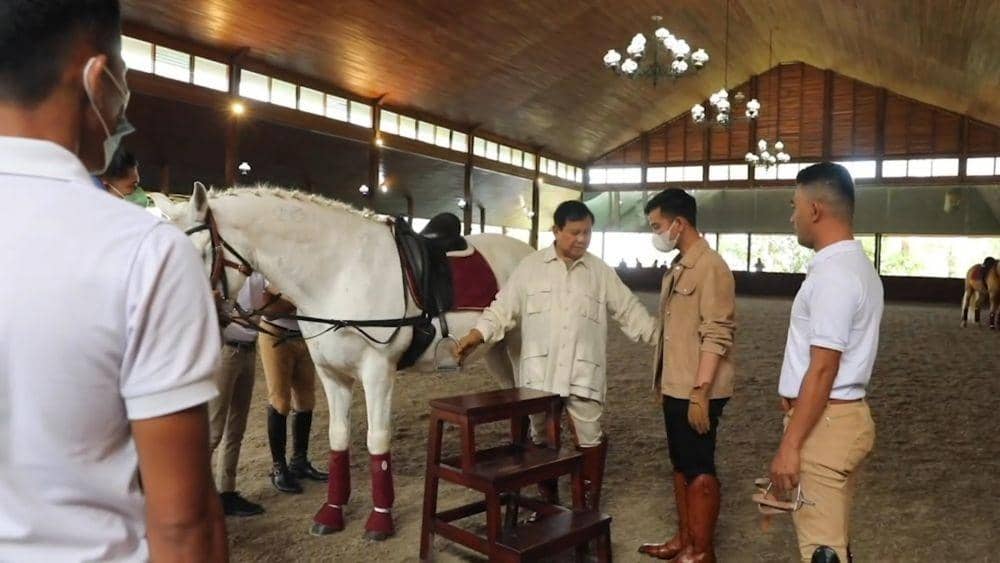 Pertemuan Gibran dan Prabowo Subianto di Hambalang. (Dok/Gibran Rakabuming)