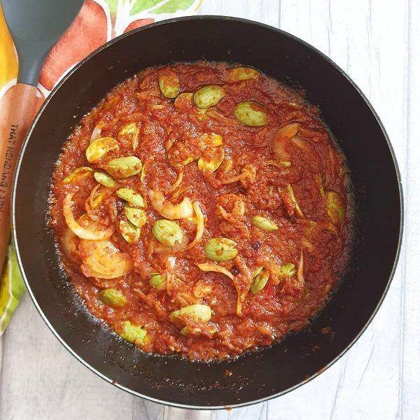 sambal korek petai (instagram.com/zaleha.olpin)