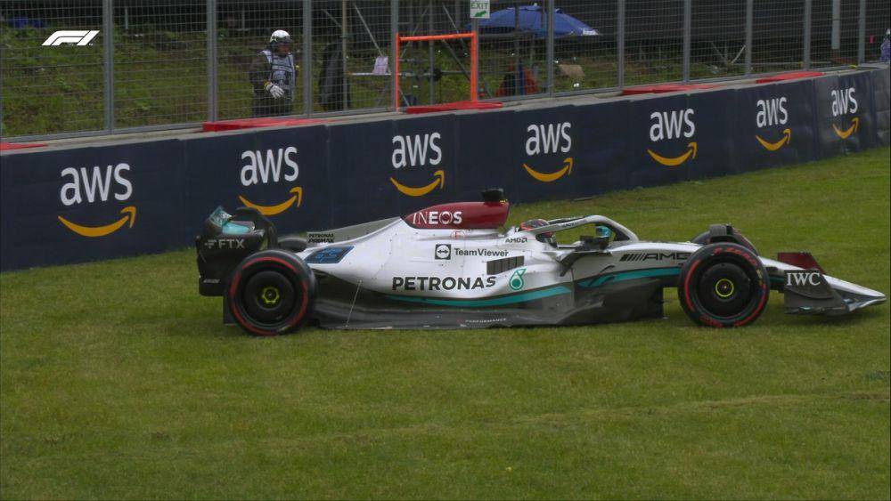 George Russell melintir saat sesi kualifikasi GP Kanada 2022. (twitter.com/F1)
