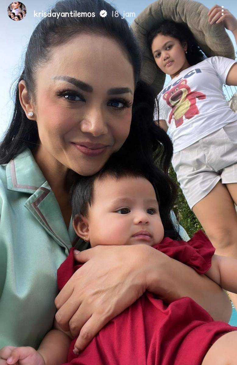 Krisdayanti dan Ameena (instagram.com/krisdayantilemos)