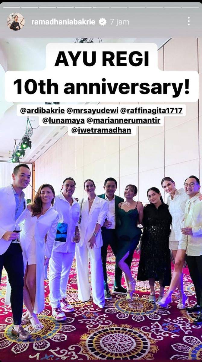 potret artis di acara anniversary pernikahan ke-10 Ayu Dewi dan Regi Datau (instagram.com/ramadhaniabakrie)