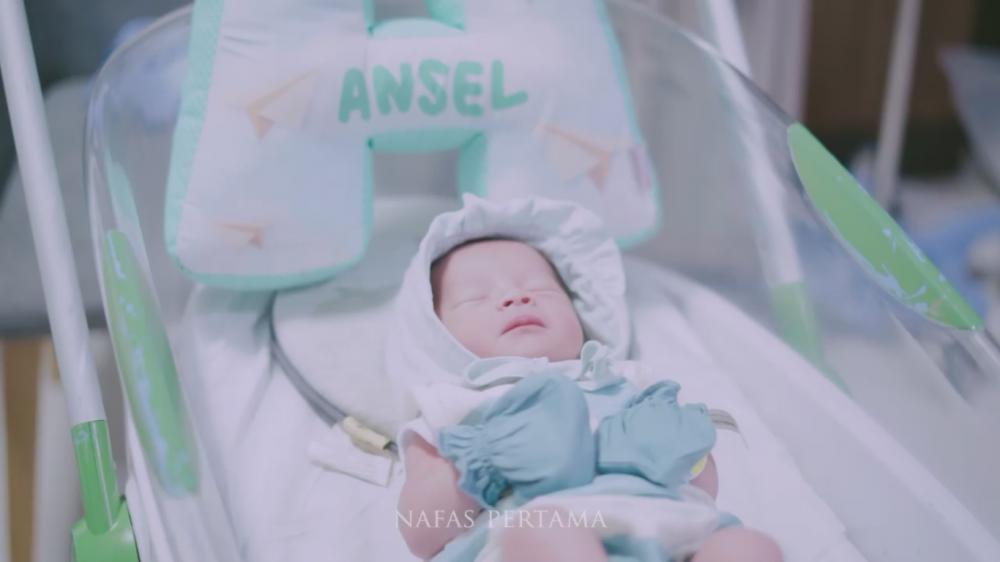 9 Potret Ansel Regalo Zynkha Anak Kedua Bunga Jelitha dan Syamsir Alam