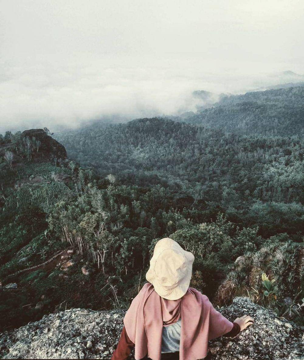 Gunung Gentong, Yogyakarta (instagram.com/melyniakl_)
