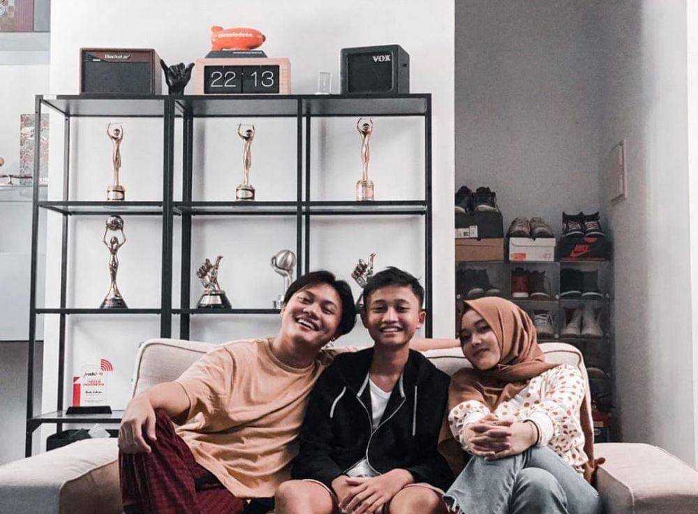 Rizky Febian, Putri Delina, dan Rizwan Fadilah (instagram.com/rizwanfadilah.a.s)
