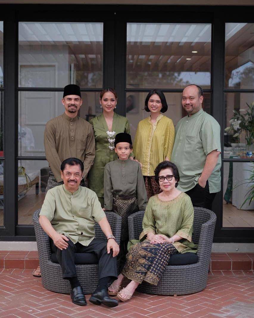 Keluarga Bunga Citra Lestari (instagram.com/andamari)