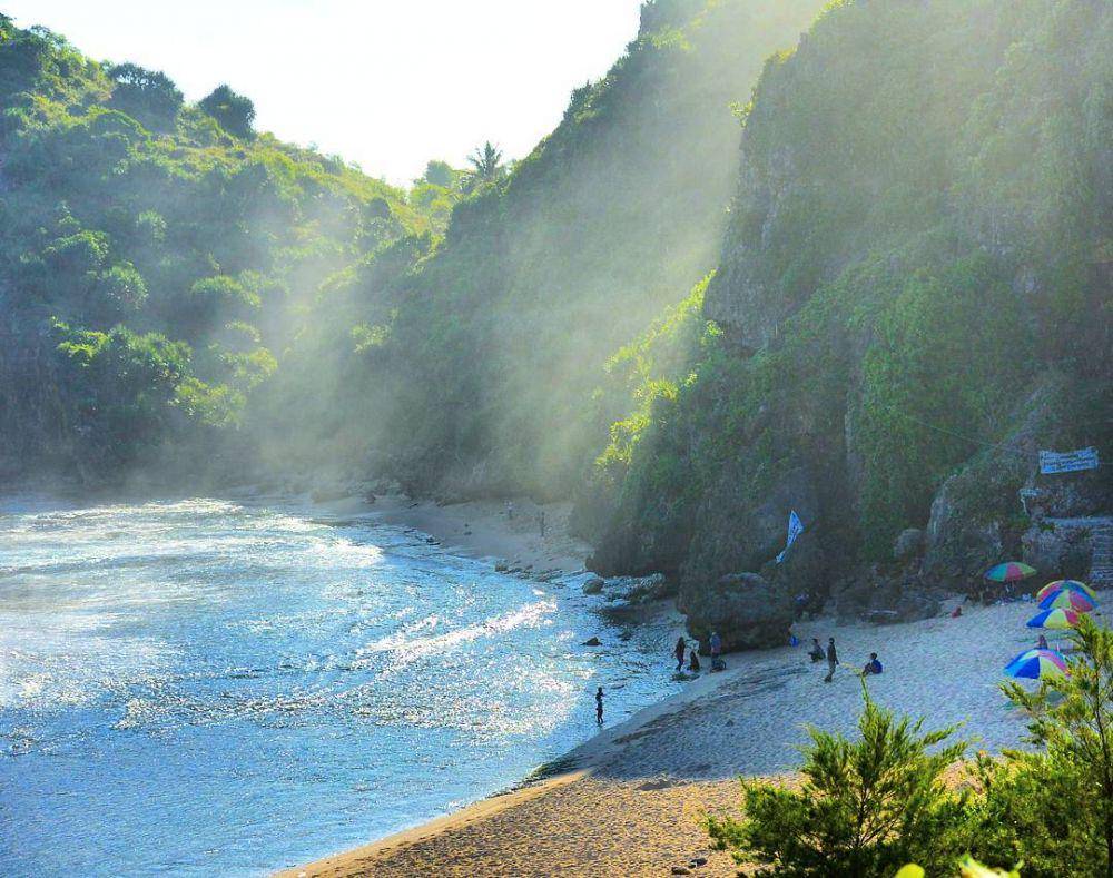 Pantai Nguyahan (instagram.com/alexa_jogjawisata)
