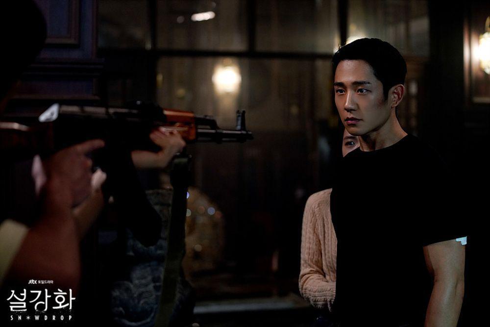 Jung Hae In di Snowdrop (tv.jtbc.joins.com)