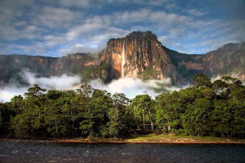 10 Potret Angel Falls di Venezuela, Situs Warisan Dunia UNESCO, nih!