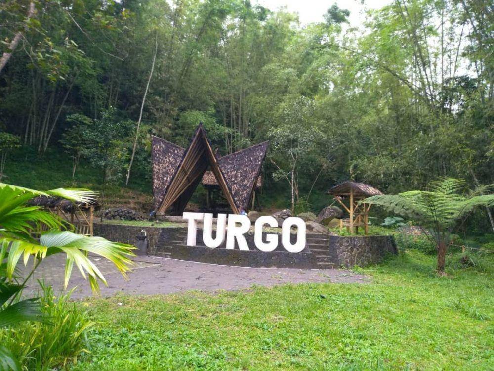 Bukit Turgo, Yogyakarta (instagram.com/ulum_chikos)