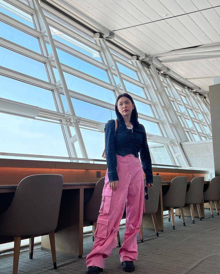 potret Yeri Red Velvet (instagram.com/yerimiese)