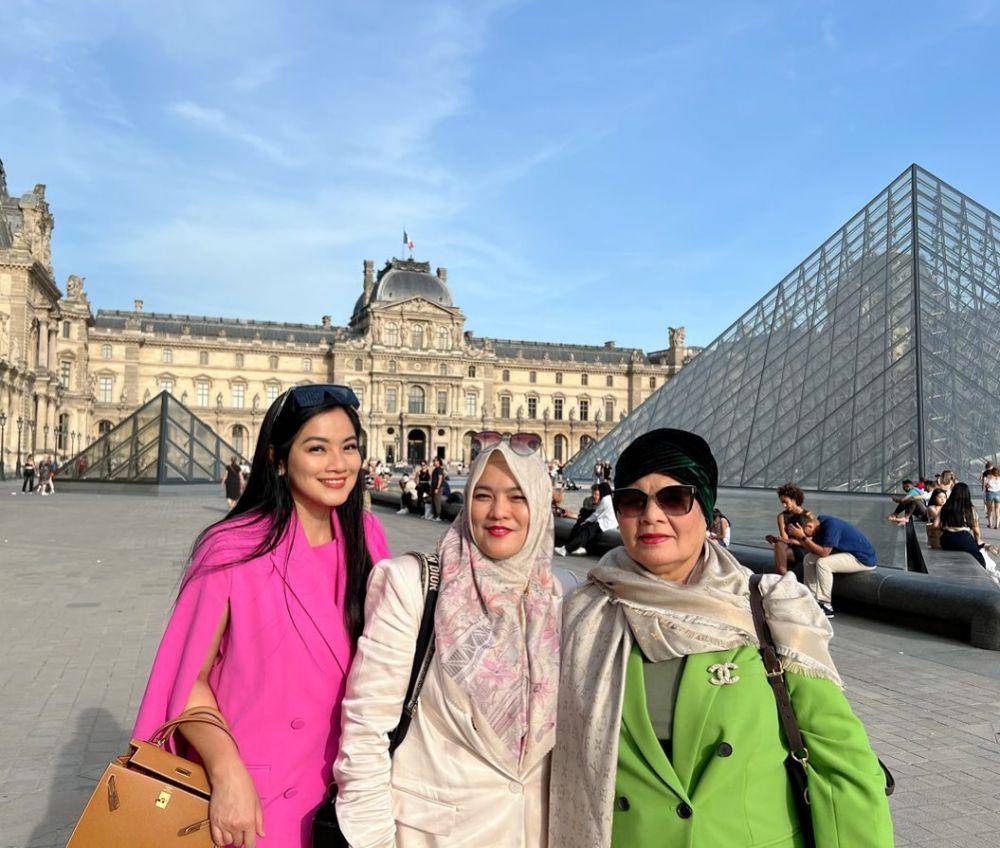 potret Titi Kamal di Paris (instagram.com/titi_kamall)