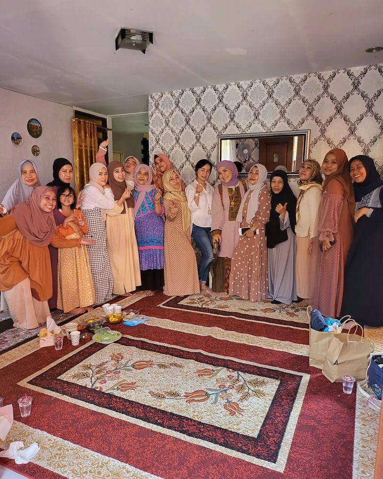 Umi Kalsum dan ibu-ibu (instagram.com/mom_ayting92_)