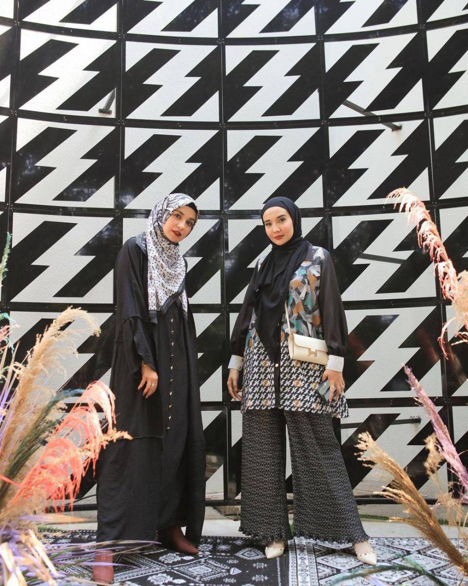 Zaskia dan Shireen Sungkar (instagram.com/zaskiasungkar15)