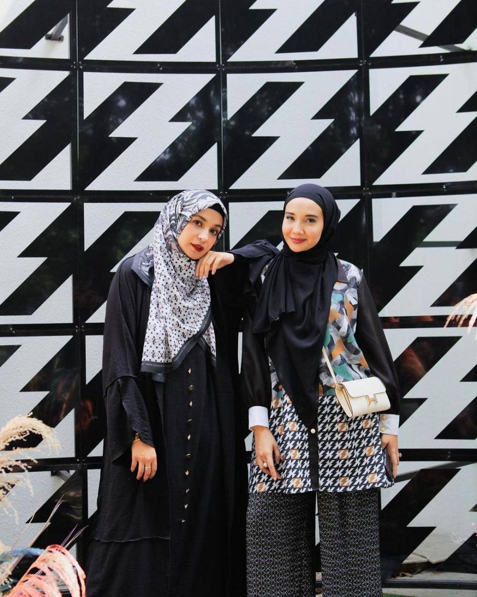 potret artis di grand opening butik Zaskia Sungkar (instagram.com/zaskiasungkar15)