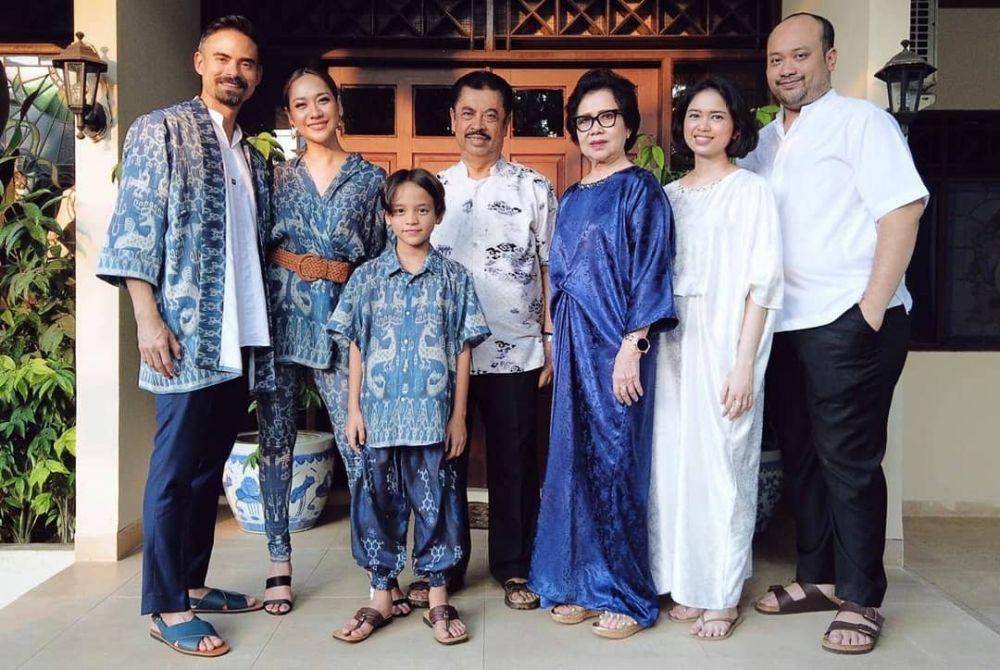 Keluarga Bunga Citra Lestari (instagram.com/andamari)