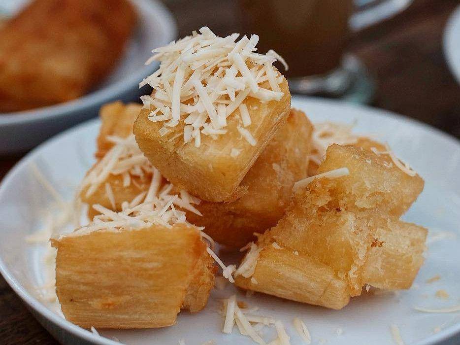 Menyok goreng keju (instagram.com/dpakarbandung)