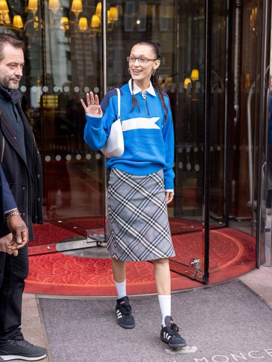 Bella Hadid (via twitter.com/BHAmidias)