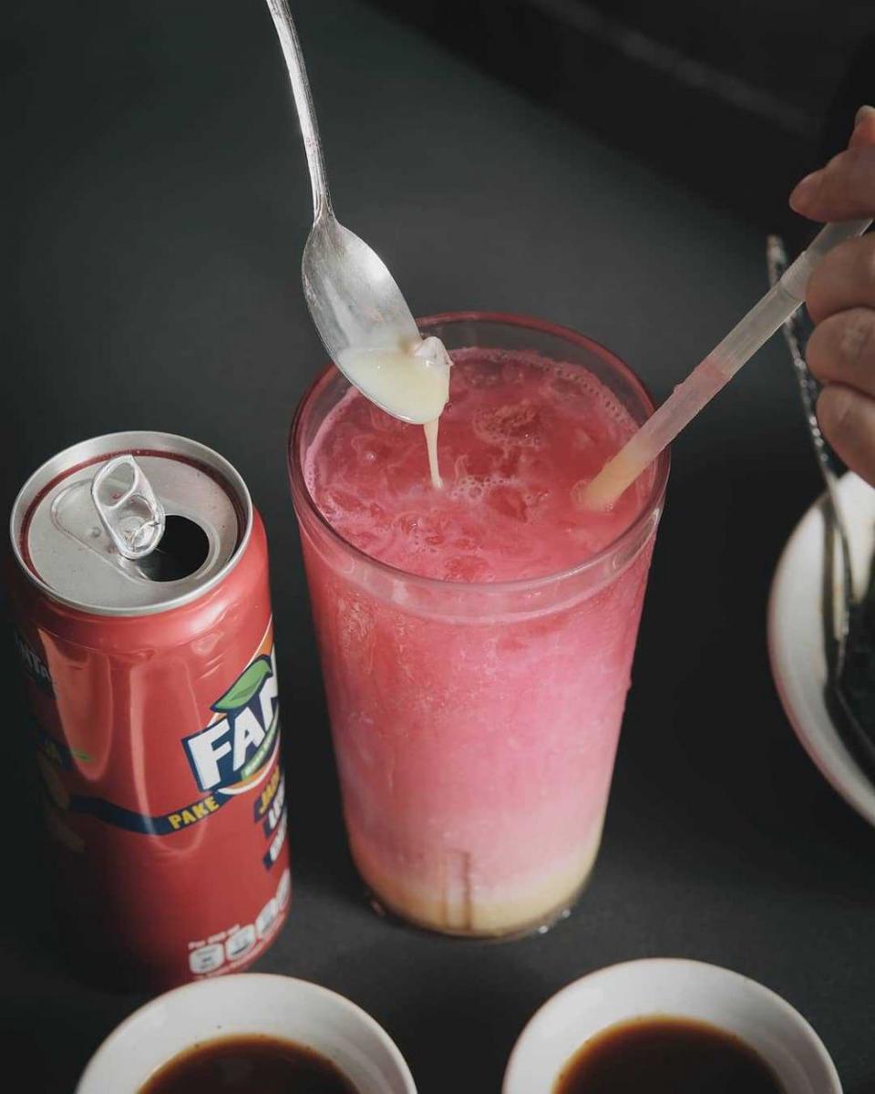 Es soda gembira (instagram.com/bandrek555)