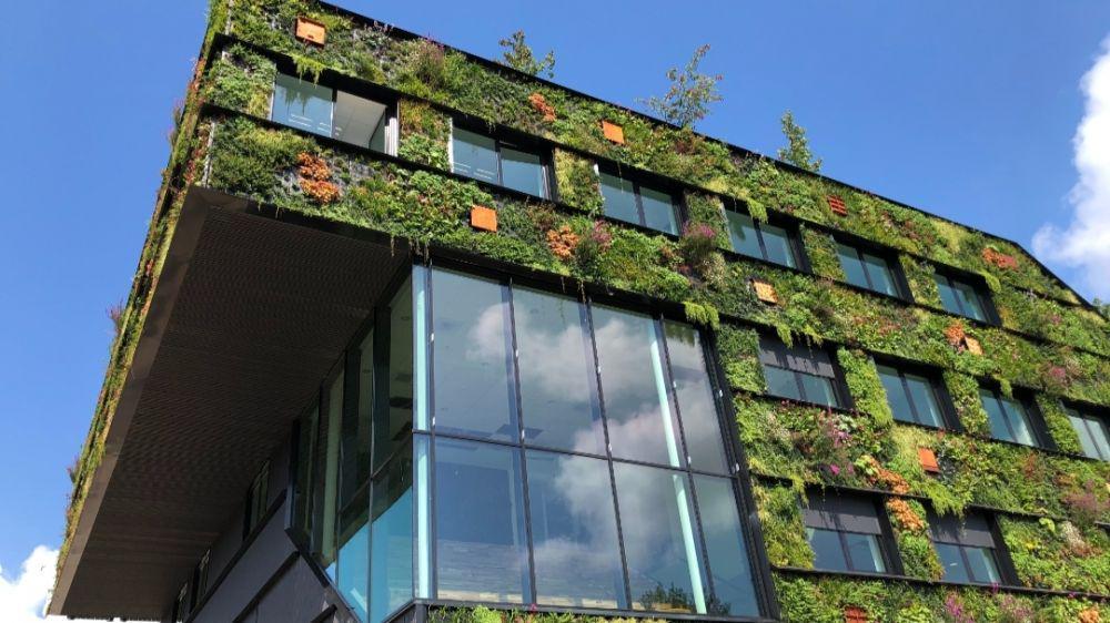 Anies Resmikan 4 Sekolah Berkonsep Green Building, Pertama di RI