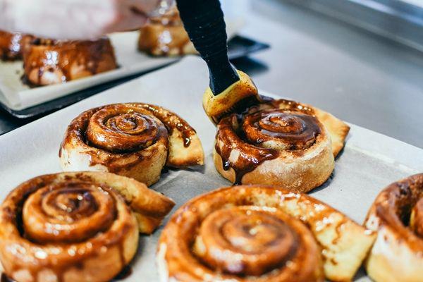 7 Toko Kue Cinnamon Roll di Jakarta, Topping Bervariasi!