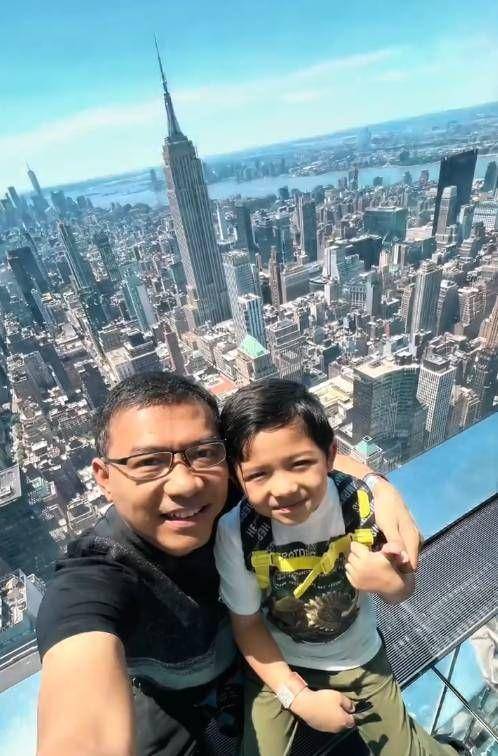 Keluarga Hermansyah di Summit One Vanderbilt (Instagram.com/ananghijau/)