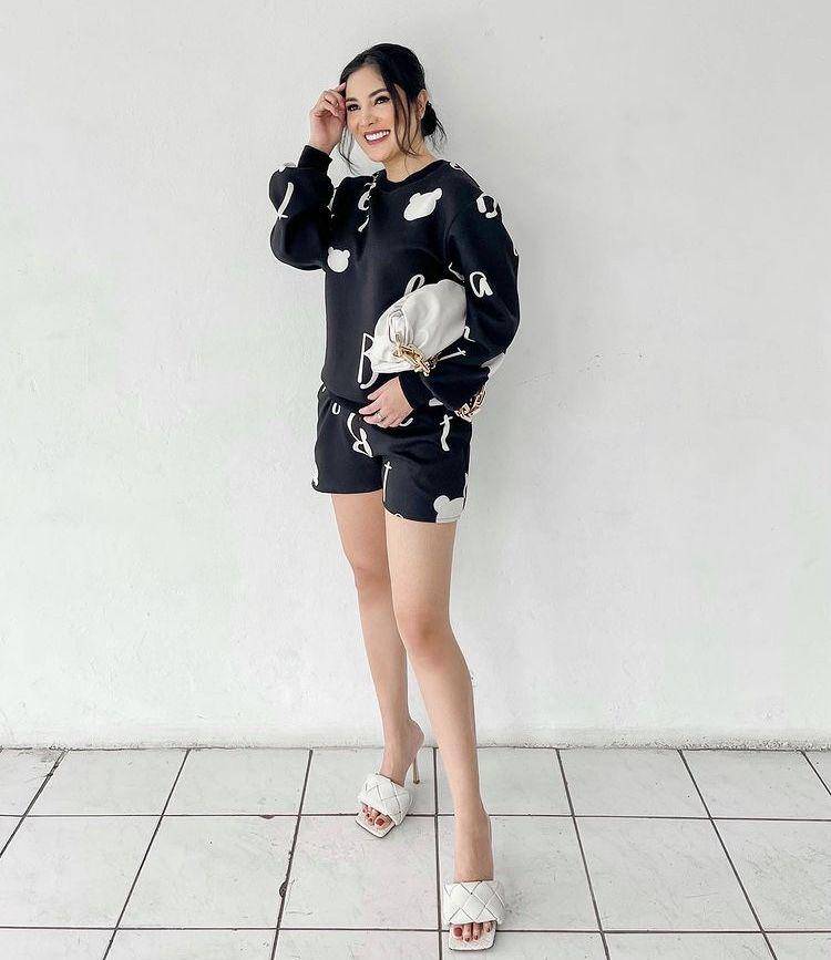 Nikinindy (instagram.com/nindyayunda)