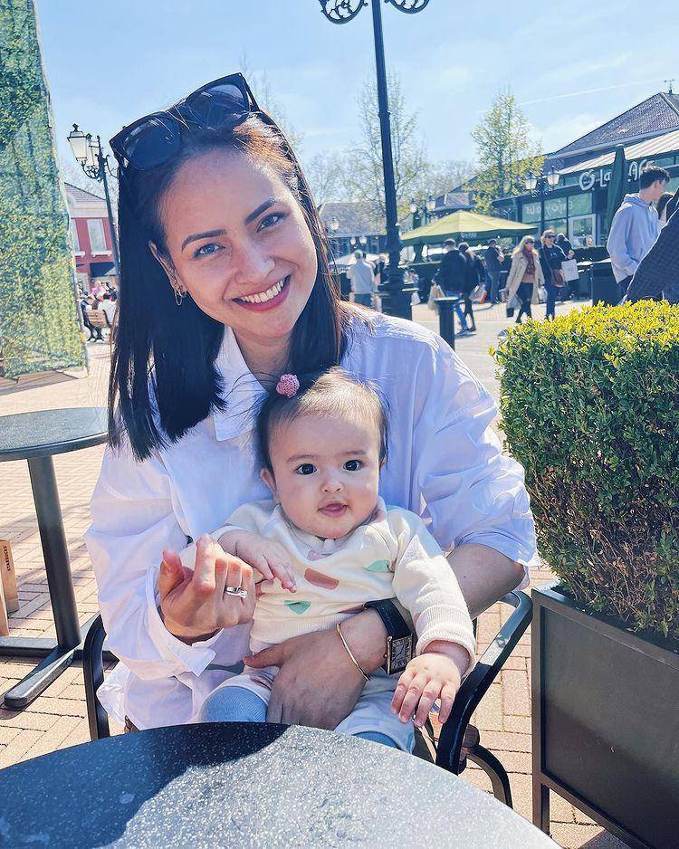 Ghea D'Syawal dan anak (instagram.com/ghea.dsyawal)