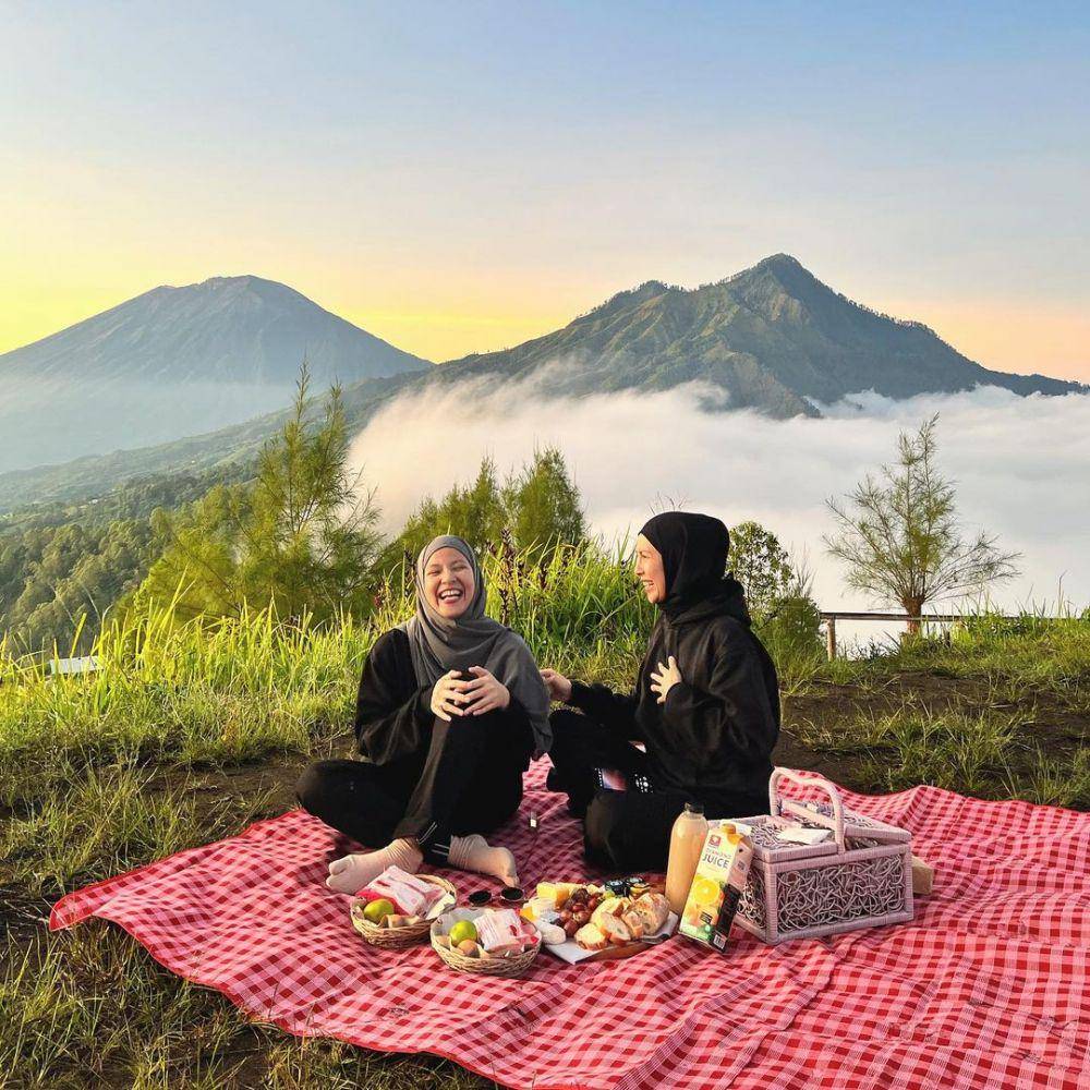 potret Natasha Rizky dan Ratna Galih (instagram.com/natasharizkynew)