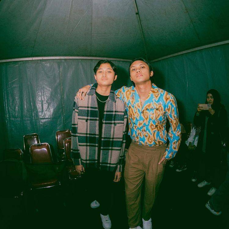 potret manggung Rizwan Fadillah untuk pertama kalinya (instagram.com/rizkyfbian)
