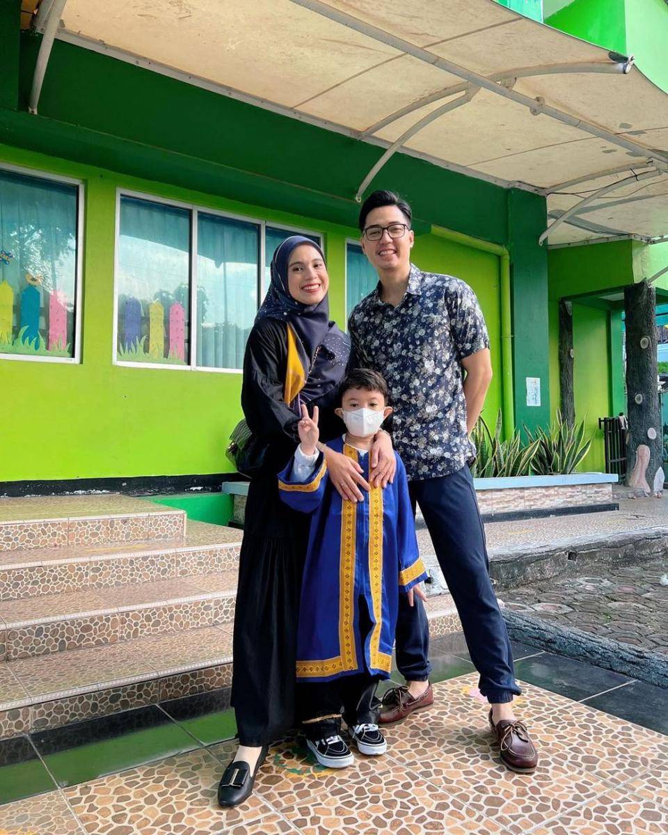 keluarga Rizky Kinos dan Nycta Gina (instagram.com/missnyctagina)